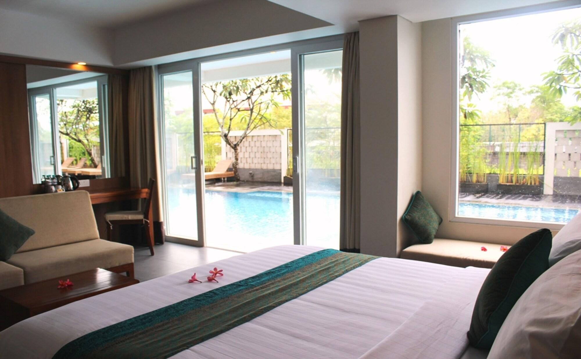 Paragon Hotel Seminyak Экстерьер фото