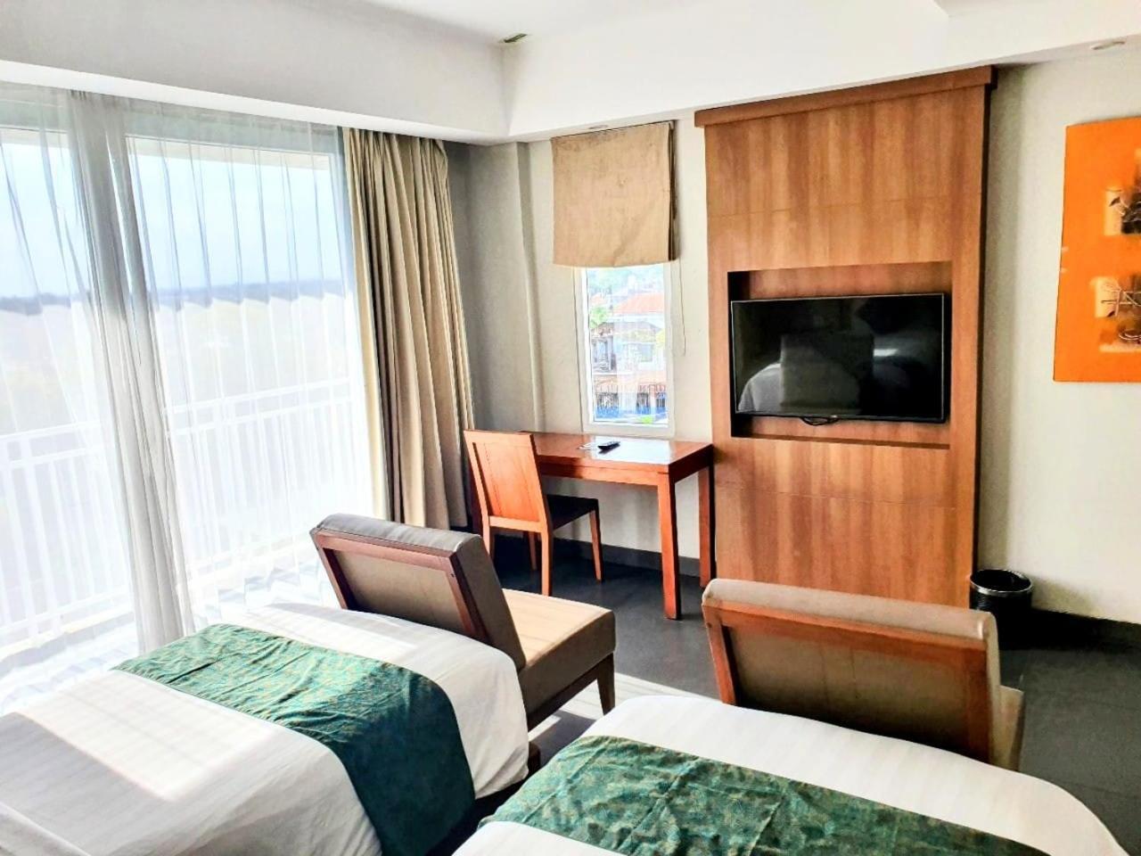 Paragon Hotel Seminyak Экстерьер фото