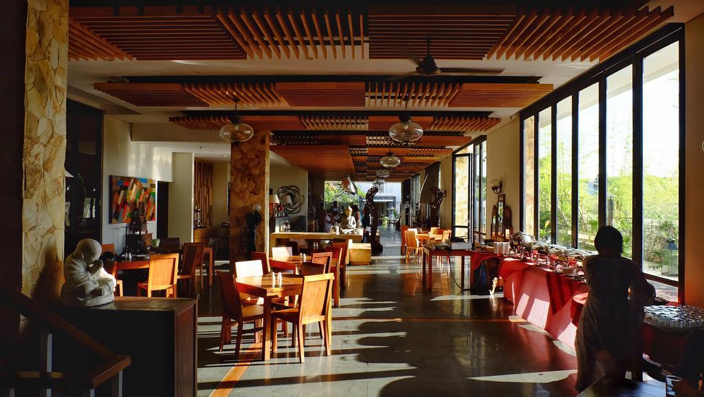 Paragon Hotel Seminyak Экстерьер фото
